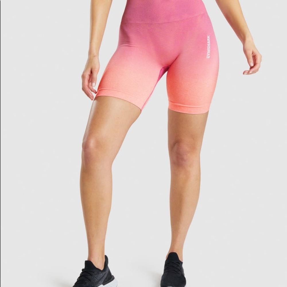 ADAPT OMBRE SEAMLESS SHORTS